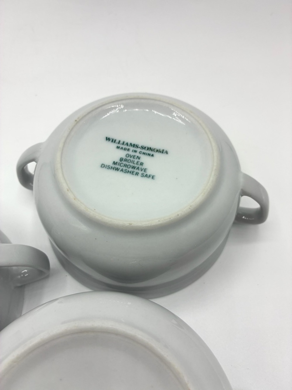 Williams-Sonoma Essential White Cream Soup Bowls Williams Sonoma Chowder Bowls - Picture 9 of 10